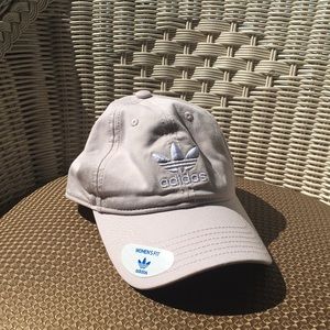 Adidas women’s fit cap